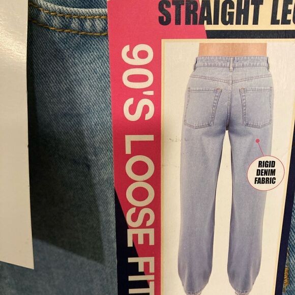 90s Loose Fit High Rise Straight Leg Jeans - Picture 5 of 8